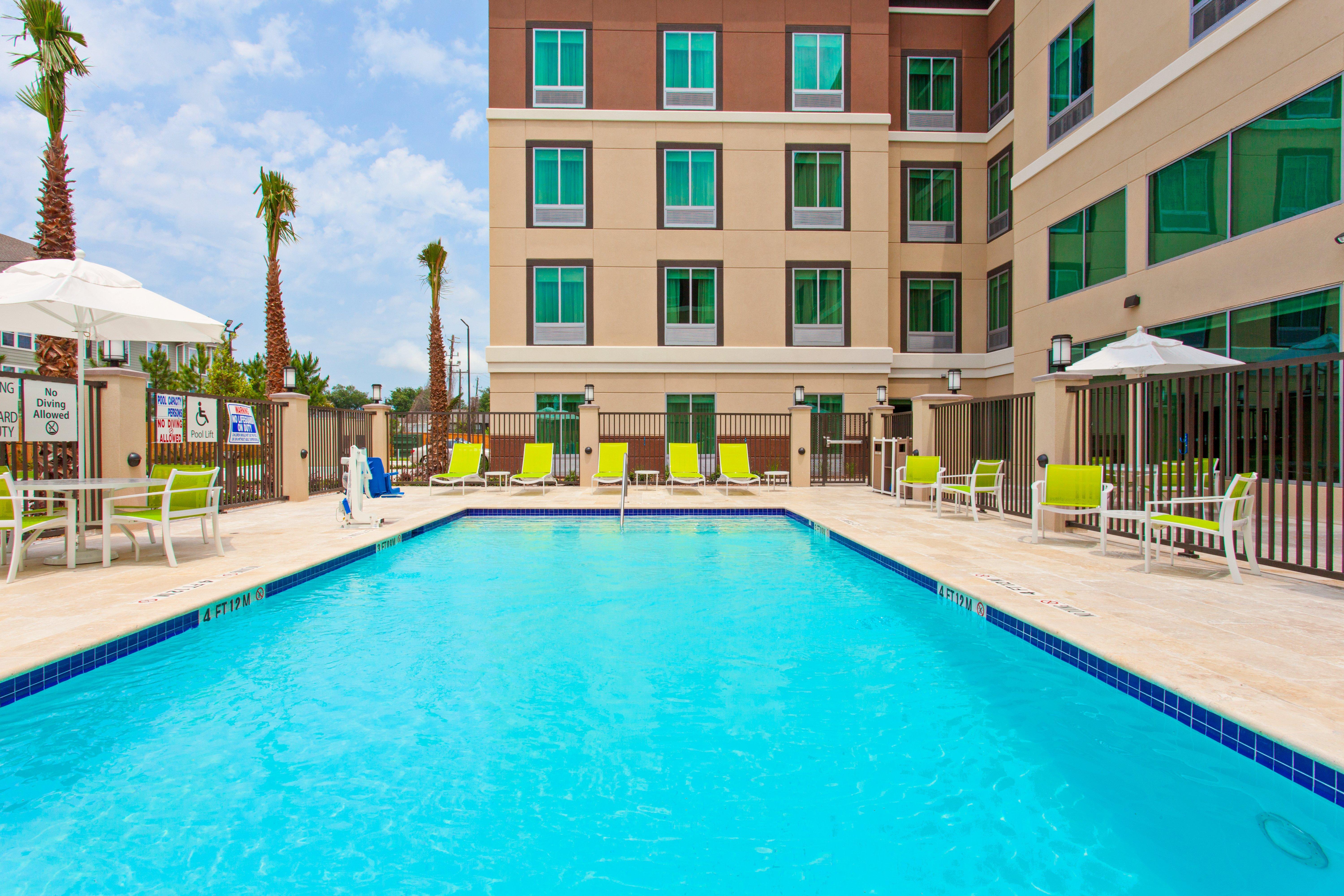 Holiday Inn Express & Suites Houston S - Medical Ctr Area By Ihg Extérieur photo